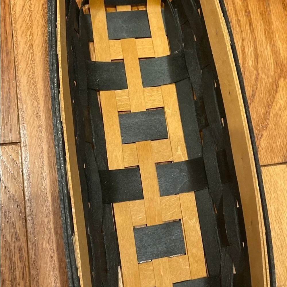 Longaberger Black and Tan Cracker Basket